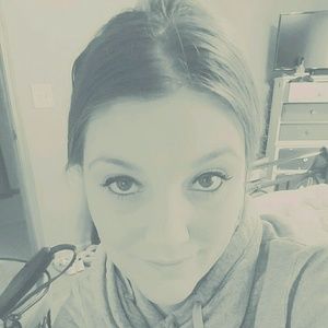 Meet your Posher, Stacy